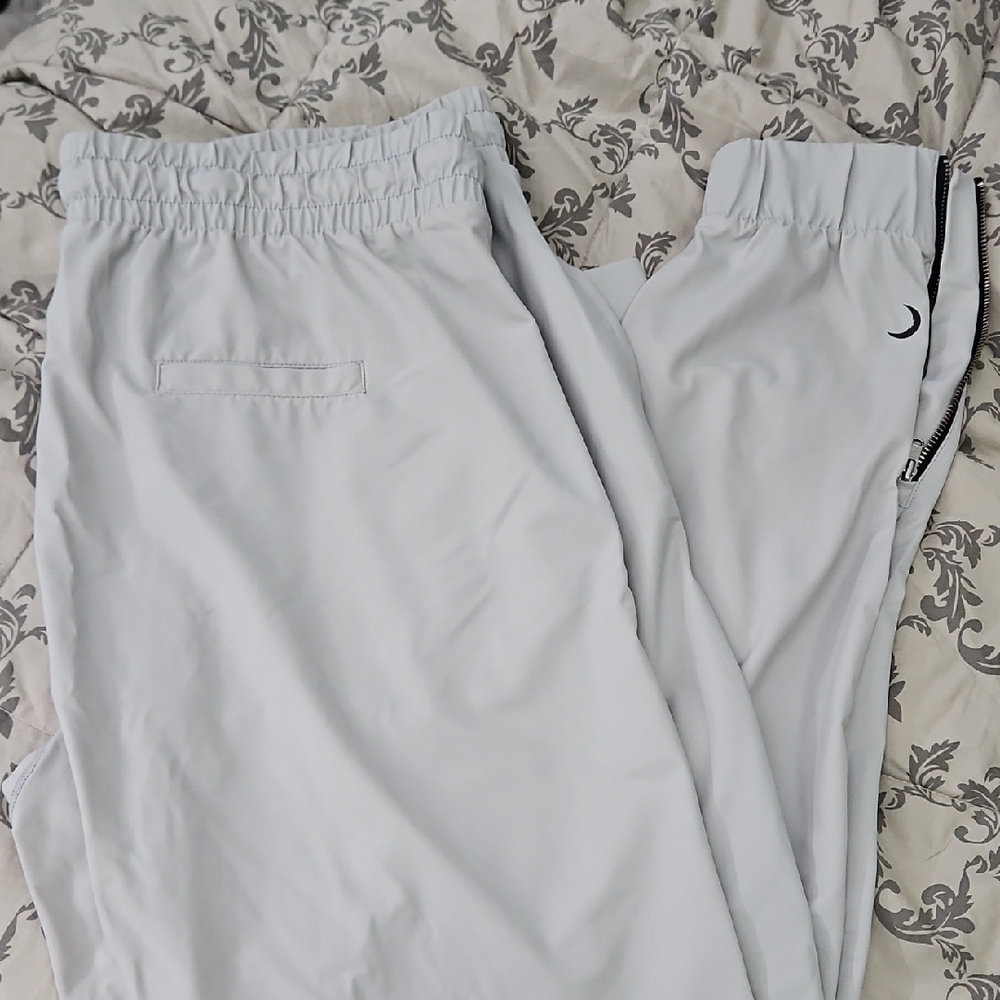 ZYIA Gray Everywhere Zipper Joggers